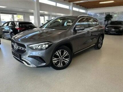 Mercedes Benz GLA 200