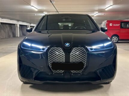 BMW iX xDrive