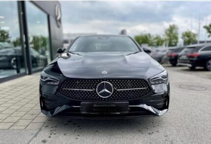 Mercedes Benz CLA 200