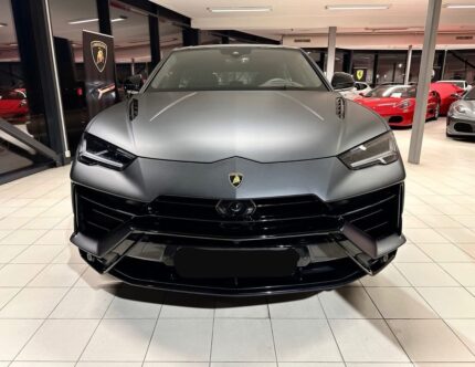 LAMBORGHINI URUS S 666