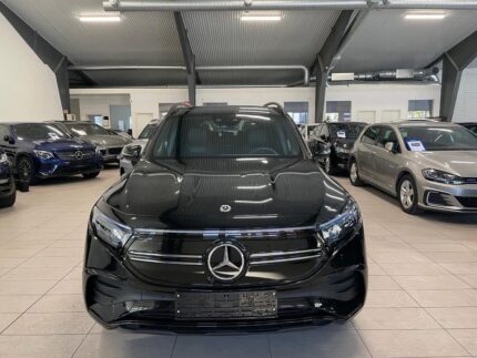 Mercedes Benz EQB 300